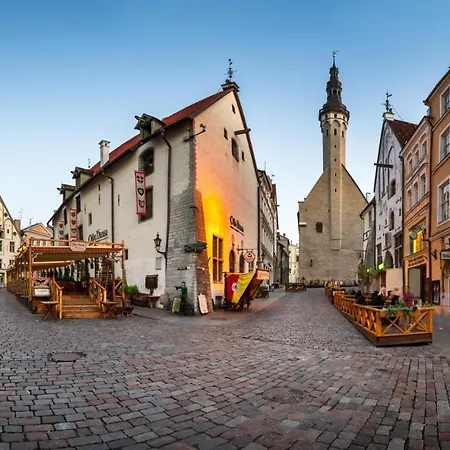 Amazing In Heart Of Old Town Apartamento *